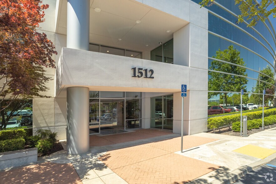 More Photos Of 1512 Eureka Rd, Roseville Office For Lease