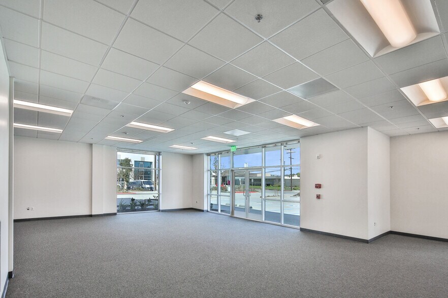 More Photos Of 11401 Greenstone Ave, Santa Fe Springs Distribution For Lease