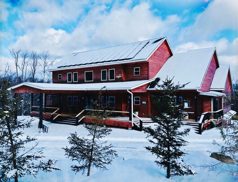 More Photos Of 19 Palsgraf Ct., Elka Park Showroom For Sale