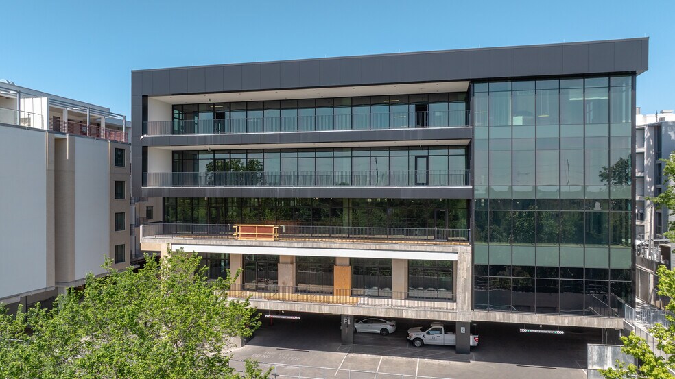 More Photos Of 1301 S Lamar, Austin Office For Lease
