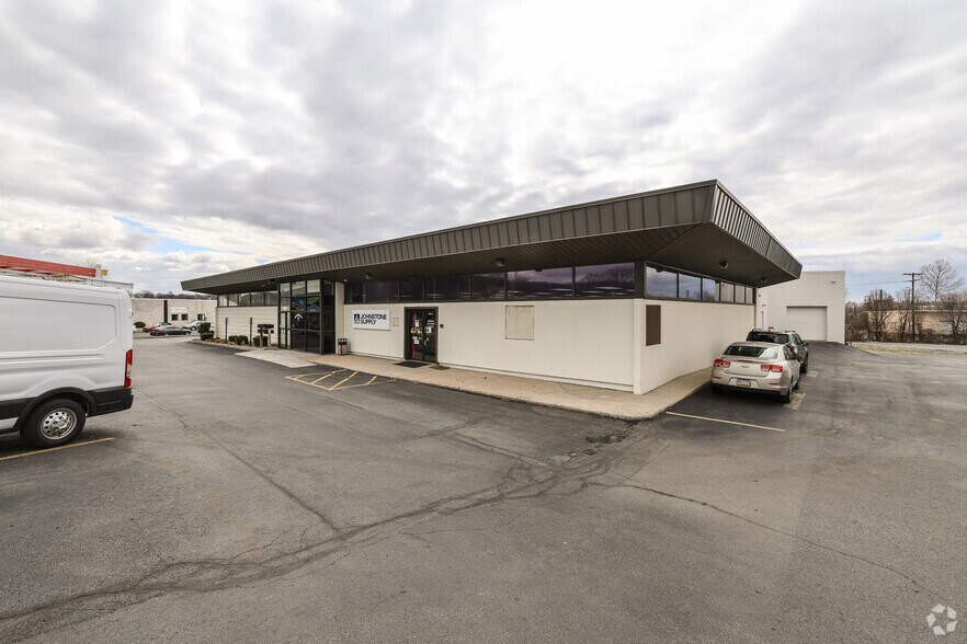 Primary Photo Of 2300 N 5th St, Muhlenberg Township Flex For Sale