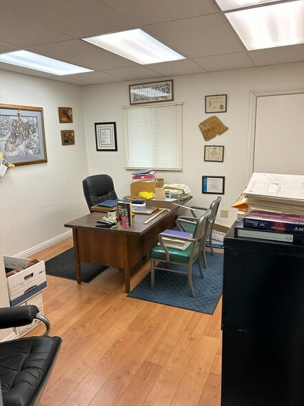 More Photos Of 1215-1223 N Tustin Ave, Anaheim Light Distribution For Sale