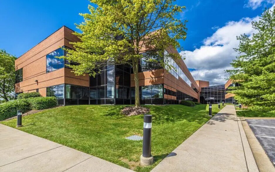 More Photos Of 5280 Corporate Dr, Frederick Office For Lease
