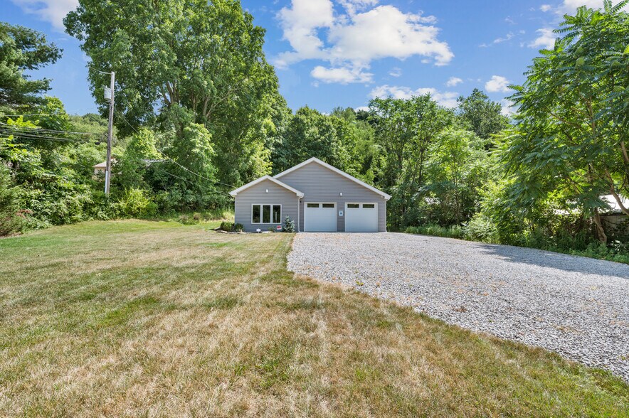 More Photos Of 1230 Stoops Ferry Rd, Coraopolis Flex For Sale