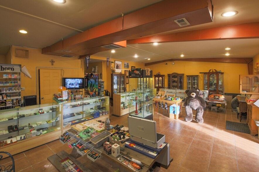 More Photos Of 105 Sheridan Blvd, Lakewood Convenience Store For Sale