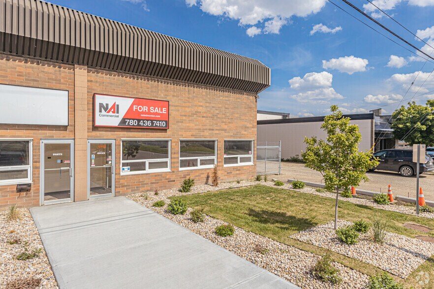 More Photos Of 12855-12873 141 St NW, Edmonton Service For Lease