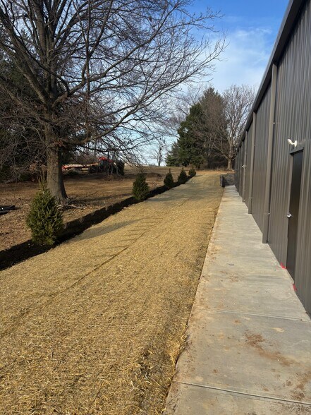 More Photos Of 3630 Ohara Rd, Erlanger Flex For Sale