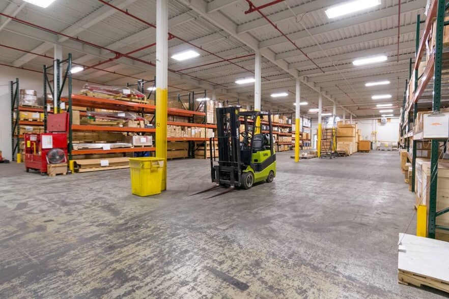 More Photos Of 83-139 Distribution Way, Plattsburgh Warehouse For Lease