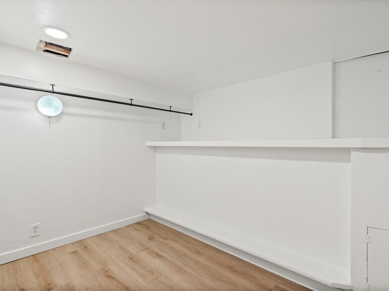 More Photos Of 4735 W 38th Ave, Denver Office For Sale