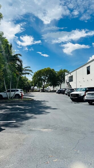 More Photos Of 3200 S Congress Ave, Boynton Beach Medical For Lease