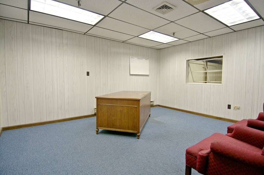 More Photos Of 81 Ingell St, Taunton Refrigeration Cold Storage For Sale