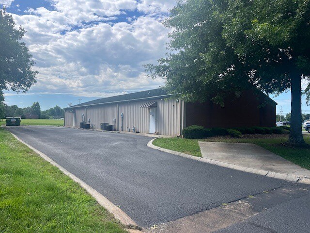 More Photos Of 2020 Cowan Hwy, Winchester Loft Creative Space For Lease