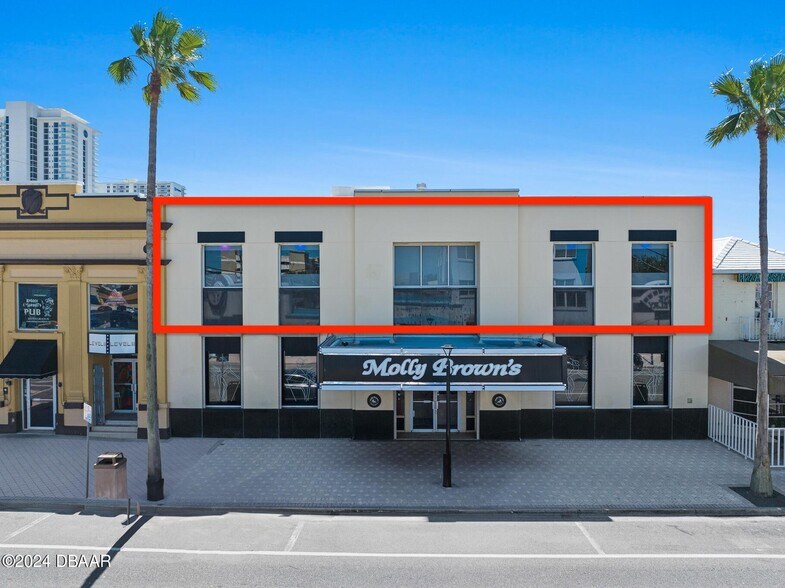 More Photos Of 546 Seabreeze Blvd, Daytona Beach Bar For Lease