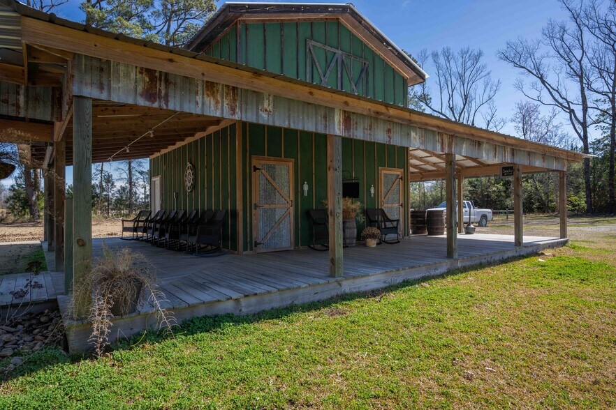 More Photos Of 6266 Richlands Hwy, Richlands Specialty For Sale