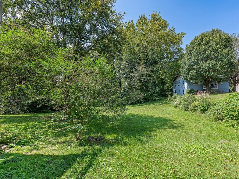 More Photos Of 210 Merrimon Ave, Asheville Land For Sale
