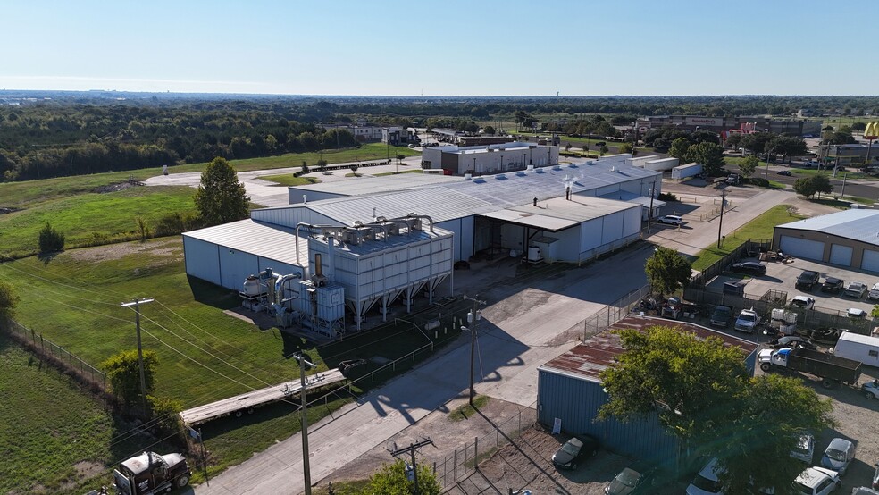 More Photos Of 550 Murray St, Midlothian Manufacturing For Lease