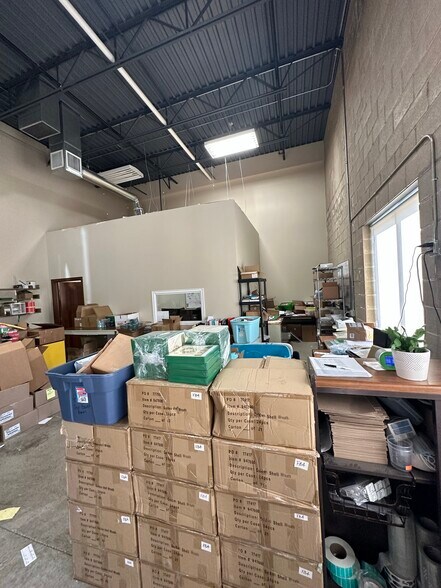 More Photos Of 2120 Howard Dr W, North Mankato Warehouse For Lease