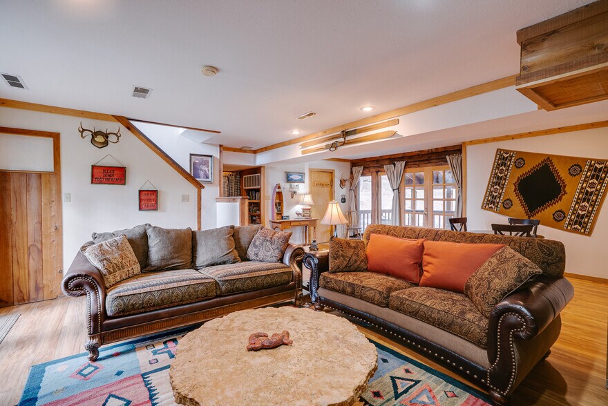More Photos Of 10 Espinoza Cir, Angel Fire Specialty For Sale