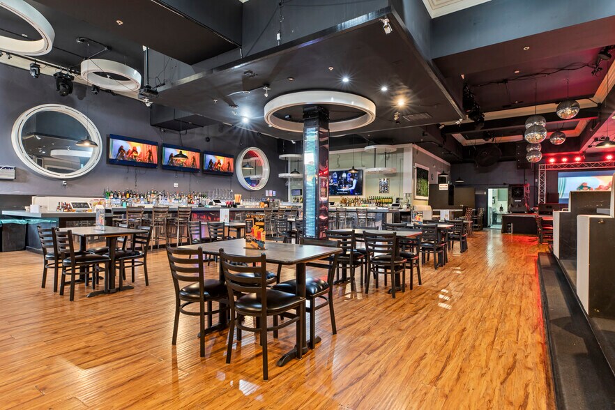 More Photos Of 915-917 J St, Modesto General Retail For Sale