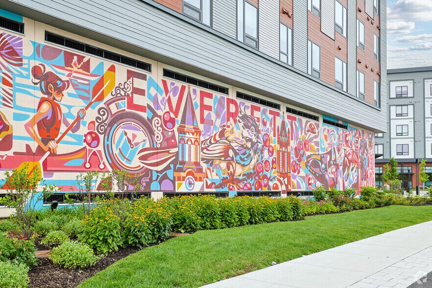 More Photos Of 484 2nd St, Everett Apartments For Lease