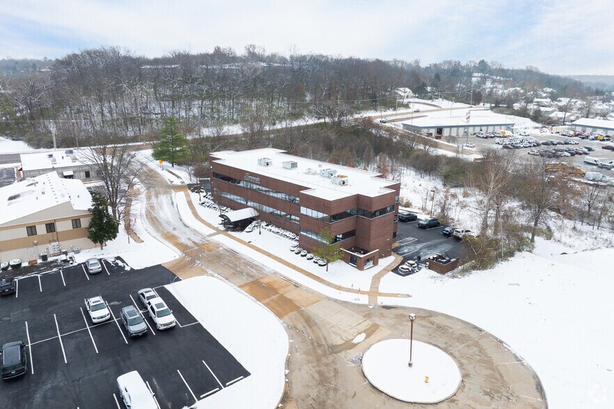 More Photos Of 13610 Barrett Office Dr, Ballwin Office For Lease