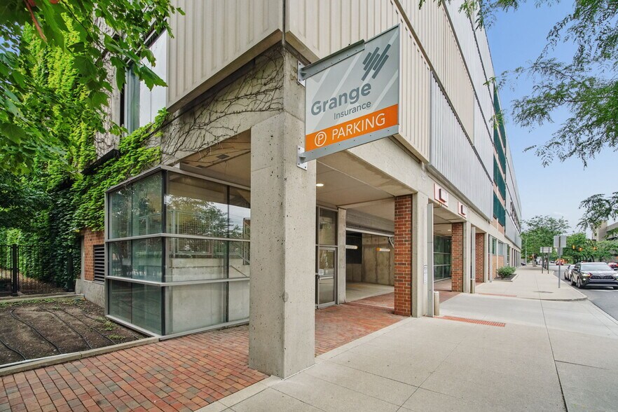 More Photos Of 600-640 S Front St, Columbus Parking Garage For Lease
