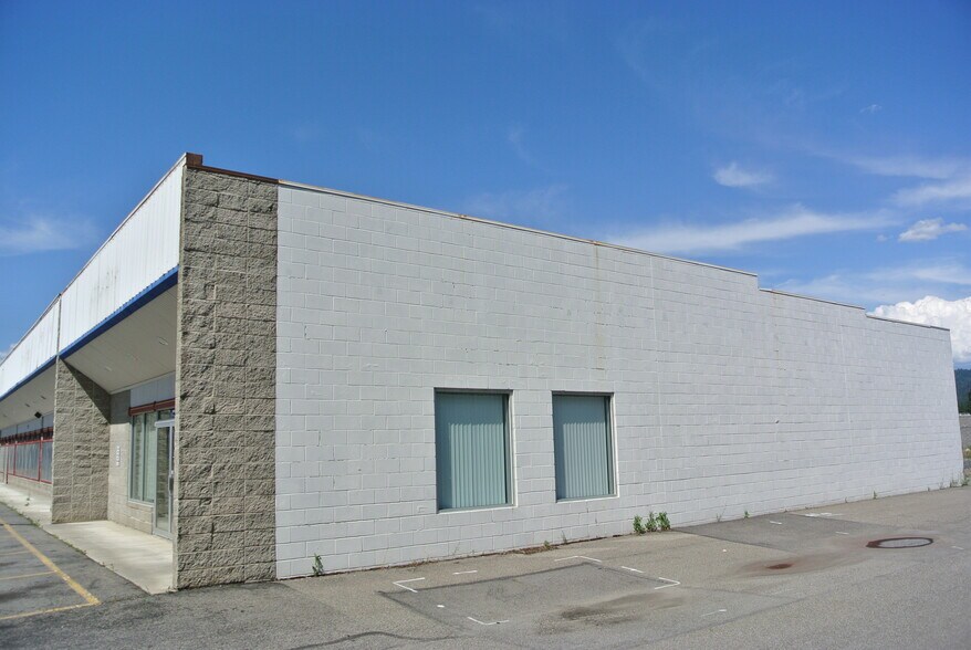 More Photos Of 3210 N Government Way, Coeur d'Alene Freestanding For Lease