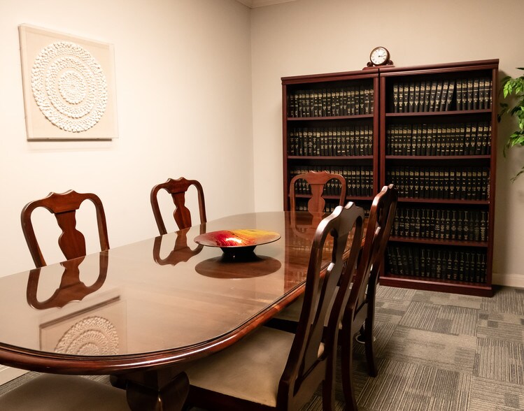 More Photos Of 4408 Spicewood Springs Rd, Austin Office For Lease