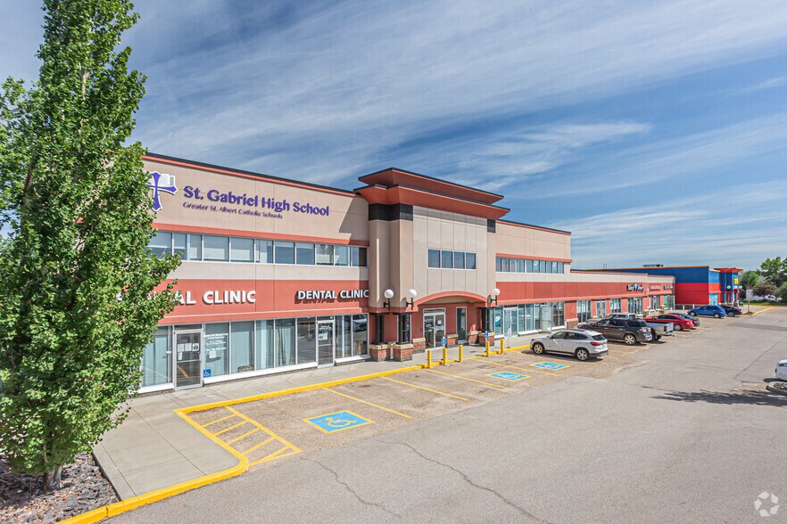 More Photos Of 398 St Albert Trl, St. Albert Freestanding For Lease