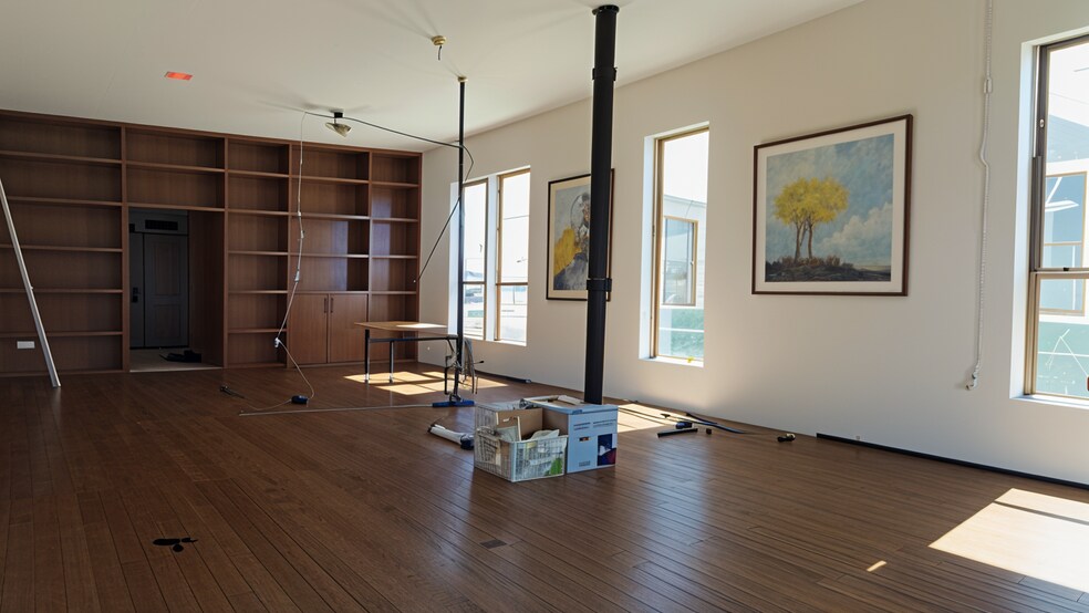 More Photos Of 1234 S Saint Marys St, San Antonio Storefront Retail Office For Sale