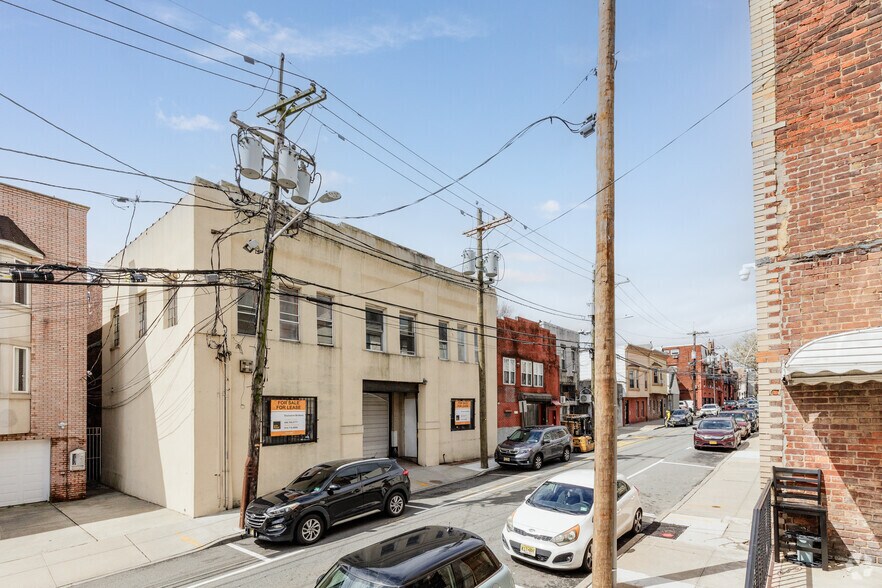 More Photos Of 117-119 36th St, Union City Warehouse For Sale