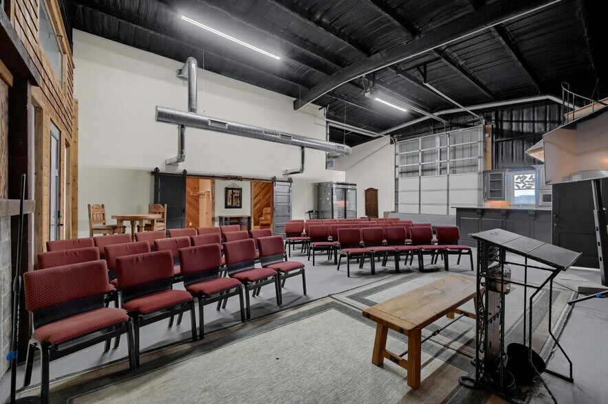 More Photos Of 9517 Collinsville fwy, Collinsville Industrial For Sale