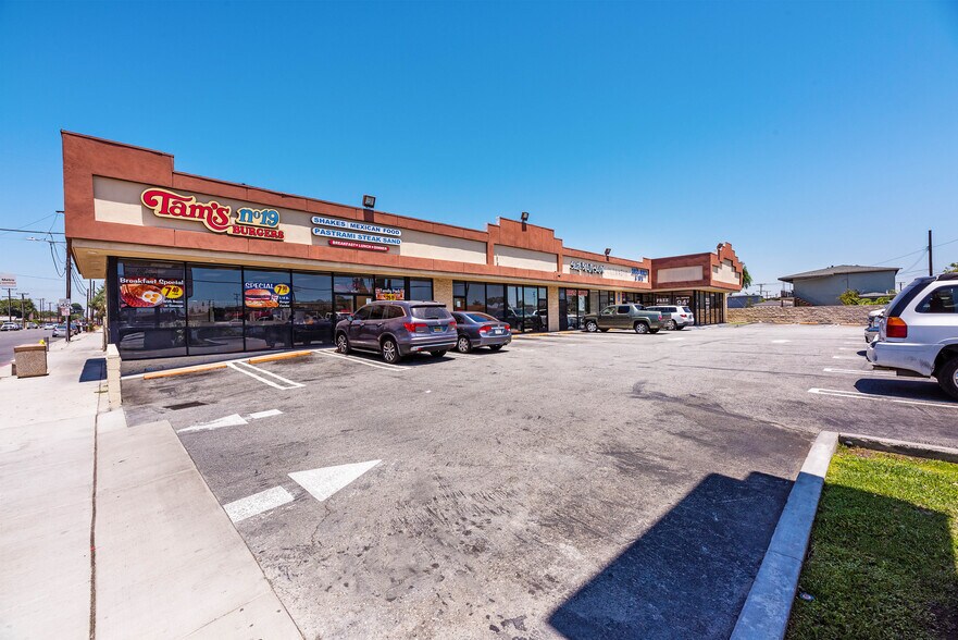 More Photos Of 14760-14772 Bellflower Blvd, Bellflower Unknown For Lease