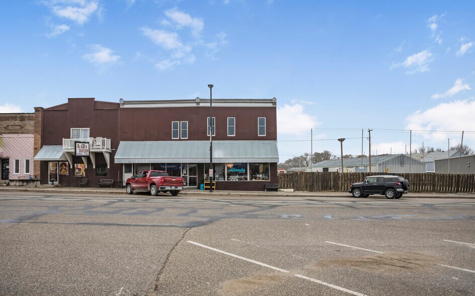 More Photos Of 104-112 Main St, Wanamingo General Retail For Sale