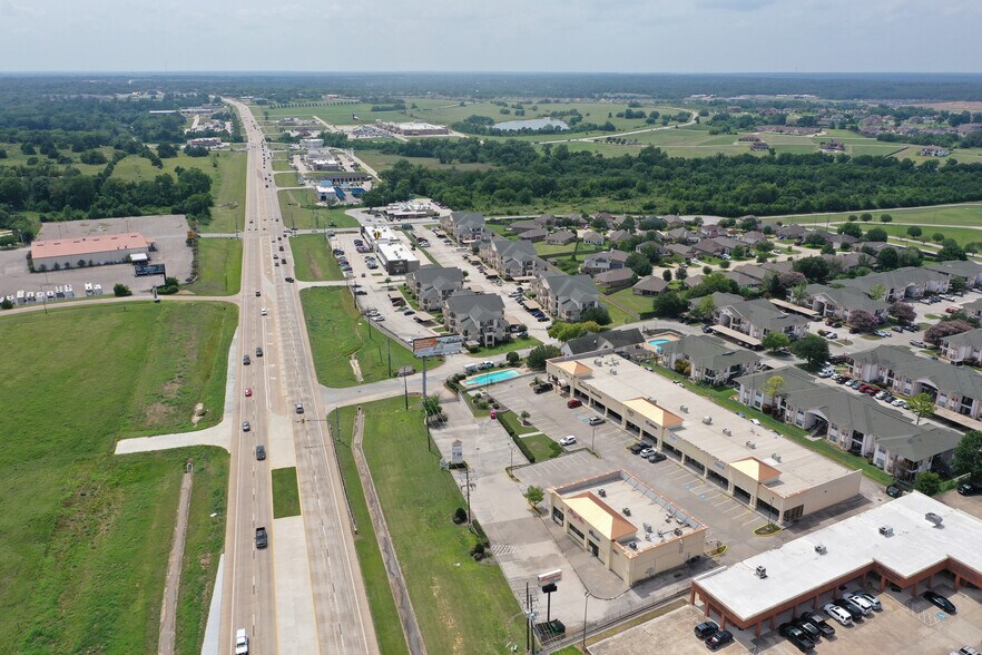 More Photos Of 19786 Highway 105 W, Montgomery Unknown For Lease
