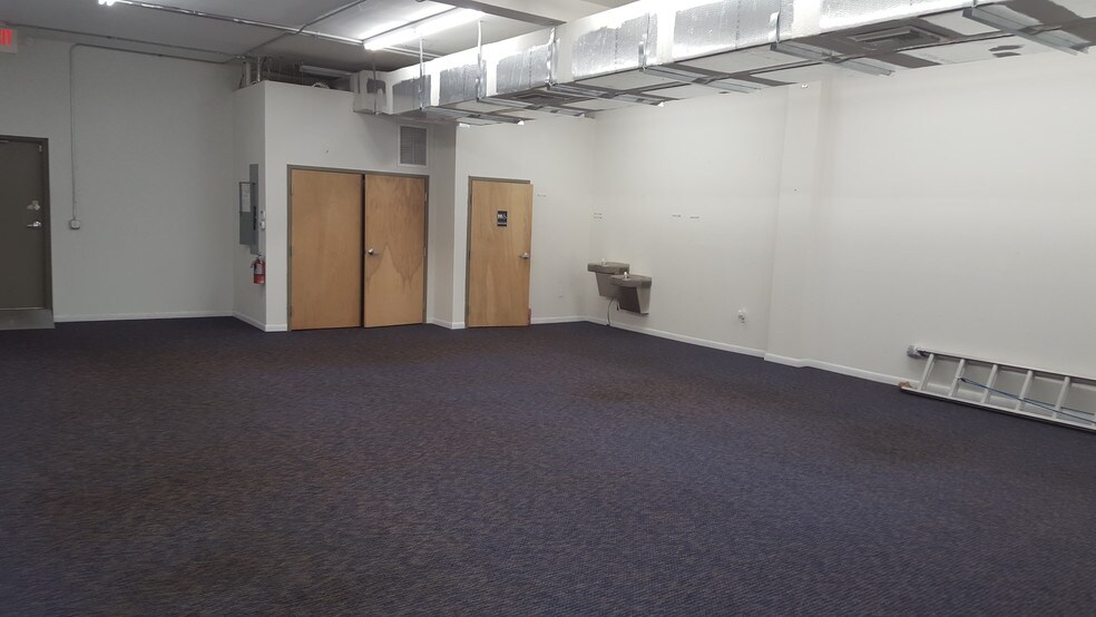 More Photos Of 3831 Tyrone Blvd N, Saint Petersburg Office For Lease