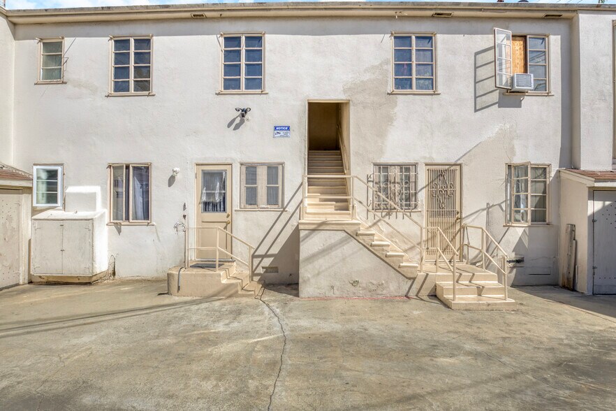 More Photos Of 1655 Carmona Ave, Los Angeles Multifamily For Sale