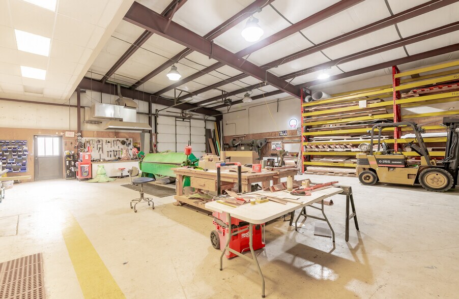 More Photos Of 1034 Story Ave, Louisville Light Manufacturing For Lease