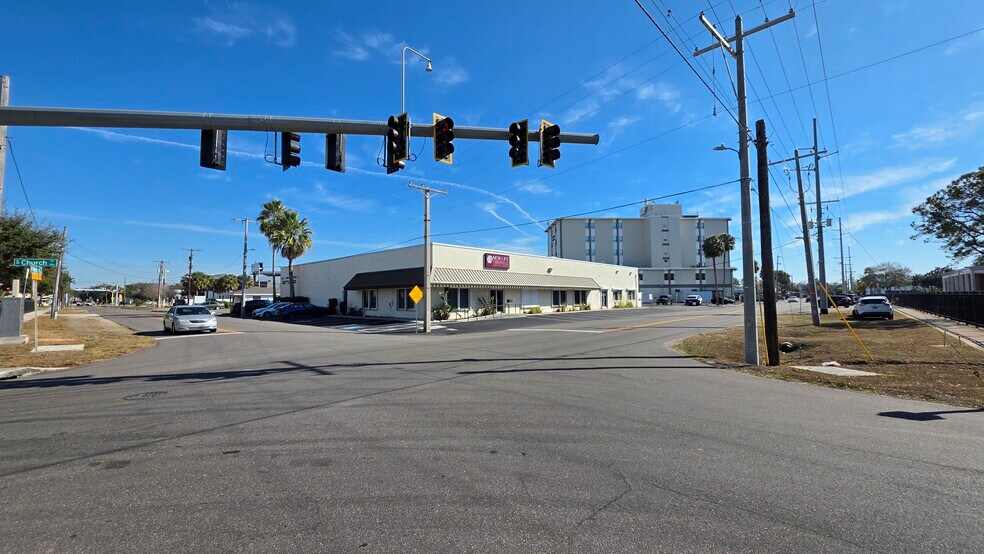 More Photos Of 1002 S Church Ave, Tampa Storefront For Lease