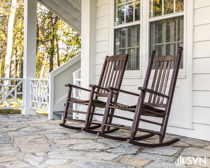 More Photos Of 638 Beaumont Inn Dr, Harrodsburg Hotel For Sale