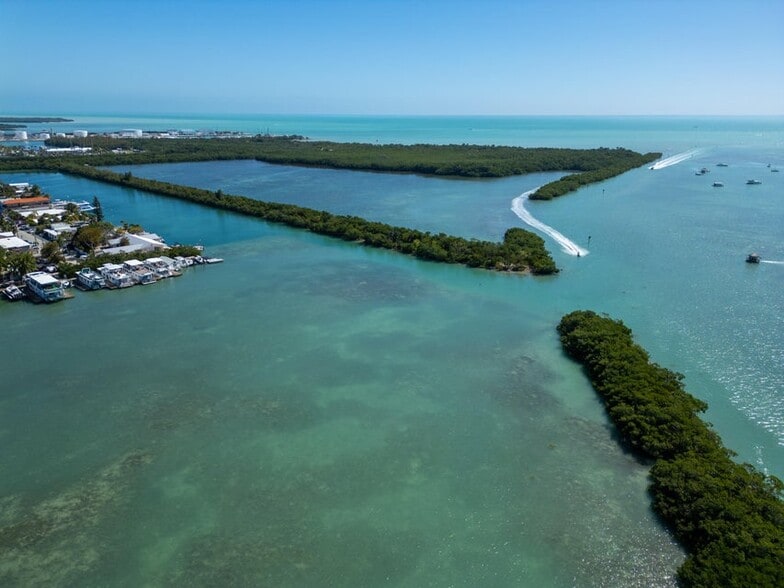 More Photos Of 7000 5th St, Key West Land For Sale