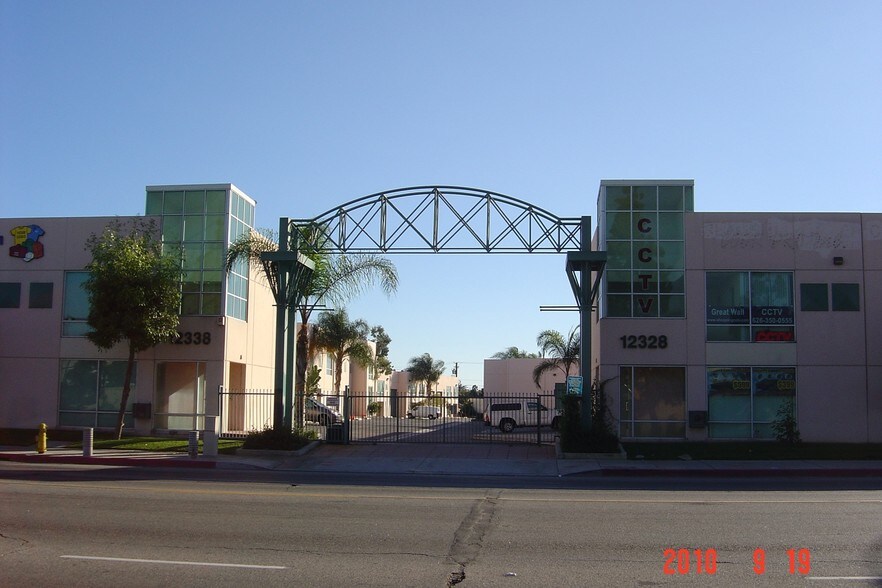 More Photos Of 12335 Denholm Dr, El Monte Warehouse For Lease