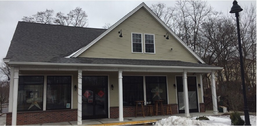 More Photos Of 56 Canal St, Millbury Service Station For Lease