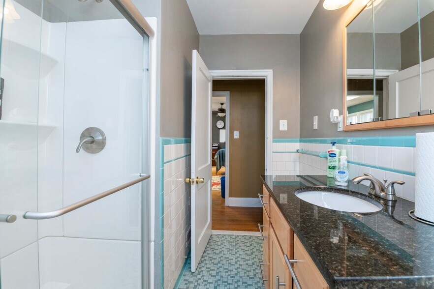 More Photos Of , Rosedale Office For Sale