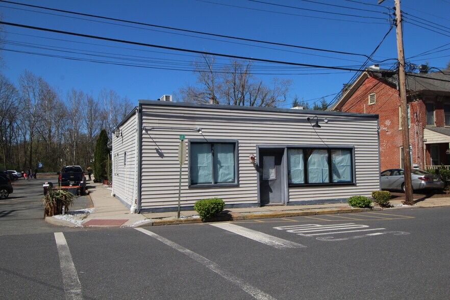 Primary Photo Of 77 S Union St, Lambertville Restaurant For Sale