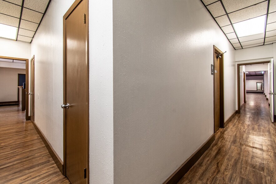 More Photos Of 4929 Everhart Rd, Corpus Christi Freestanding For Sale