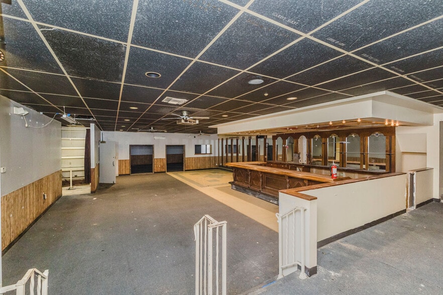 More Photos Of 1560 S Topeka St, Wichita Lodge Meeting Hall For Sale
