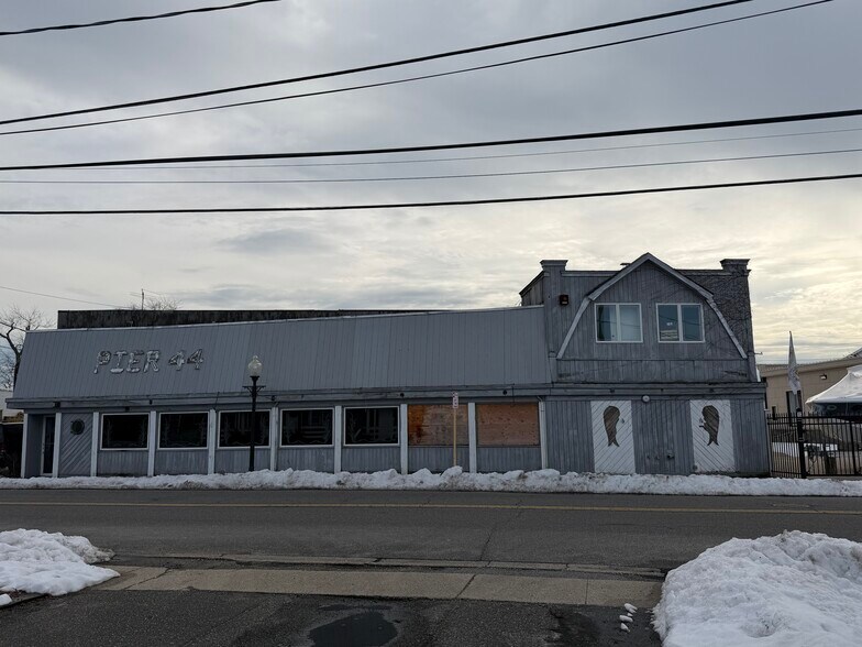 More Photos Of 444 Fire Island Ave, Babylon General Retail For Sale