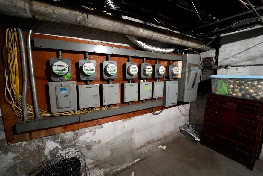 More Photos Of 2101 N Pennsylvania St, Indianapolis Apartments For Sale