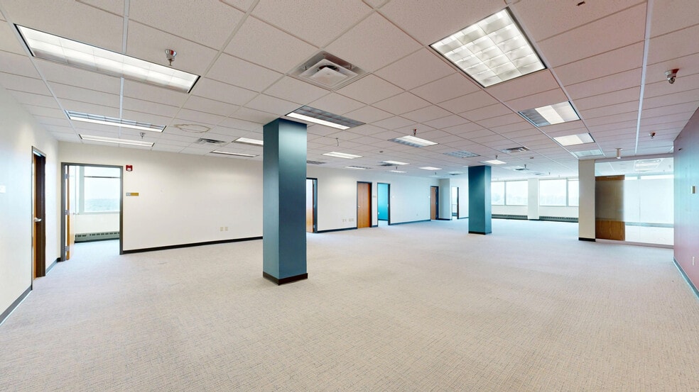 More Photos Of 875 Greentree Rd, Pittsburgh Office For Sale